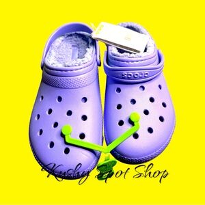 NWT CROCS PURPLE WITH CUSHION ✨💜🦄☔️👾✨ Sz. J6/6.5-7W ✨💜🦄☔️👾